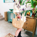 Gekleurde rieten tas