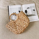 Gekleurde rieten tas